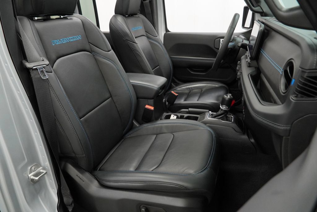 Used 2024 Jeep Wrangler Unlimited Rubicon 4xe AWD/4WD image 49