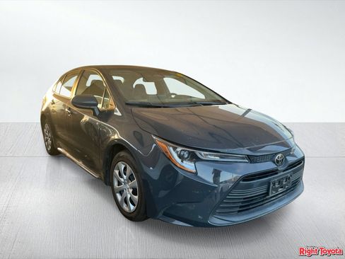 Certified 2024 Toyota Corolla LE FWD image 5