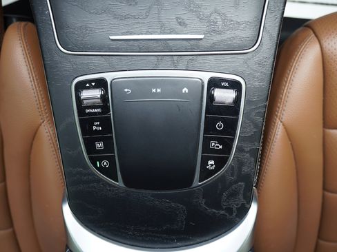 Used 2021 Mercedes-Benz GLC 300 w/ AMG Line image 30