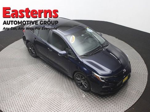 Used 2023 Toyota Corolla XSE image 3