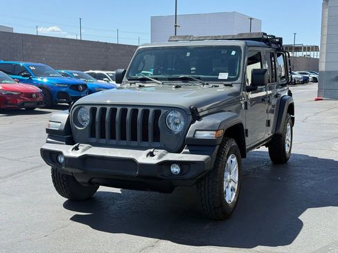 Used 2018 Jeep Wrangler Unlimited Sport S AWD/4WD image 8
