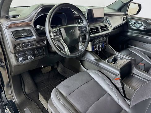 Certified 2023 Chevrolet Tahoe Z71 w/ Z71 Off-Road Package AWD/4WD image 7