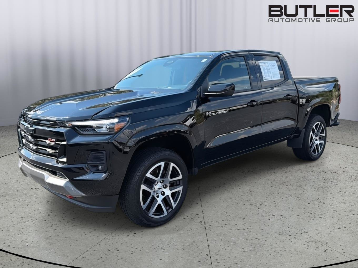 Certified 2024 Chevrolet Colorado Z71 w/ Z71 Convenience Package 2 AWD/4WD image 1