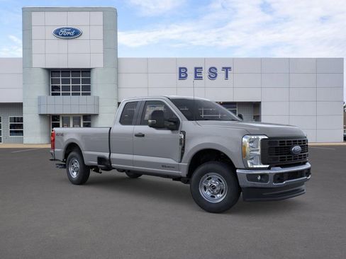 New 2025 Ford F250 XL w/ XL Chrome Package image 7