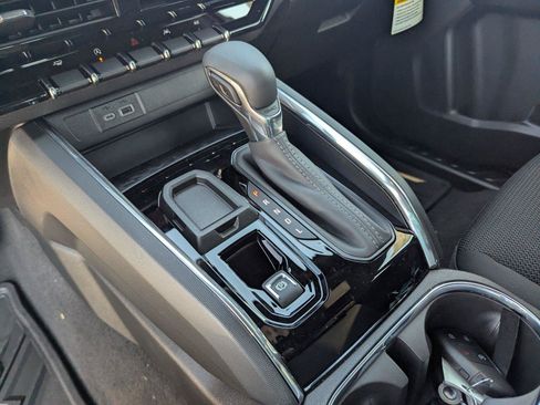 New 2026 GMC Canyon Elevation w/ Convenience Package RWD image 20