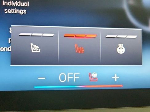 New 2026 BMW iX M70 image 27