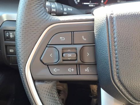 Used 2024 Toyota Tacoma TRD Off-Road image 18