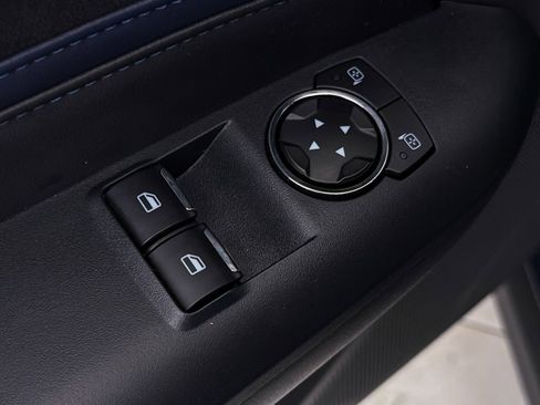 Used 2025 Ford Mustang Dark Horse image 22