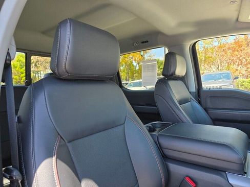 Used 2022 Ford F150 Lariat w/ Equipment Group 502A High AWD/4WD image 33