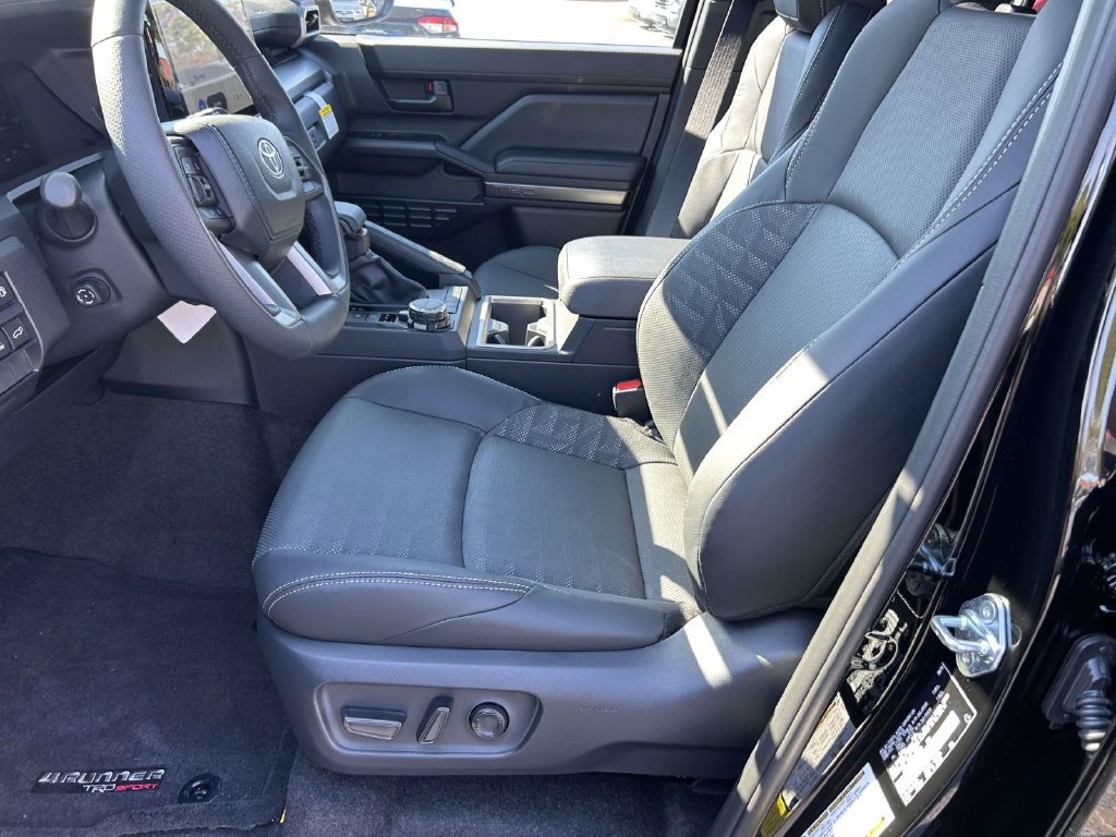 New 2026 Toyota 4Runner TRD Sport Premium AWD/4WD image 17