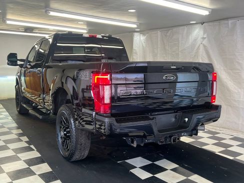 Used 2021 Ford F250 Lariat image 12