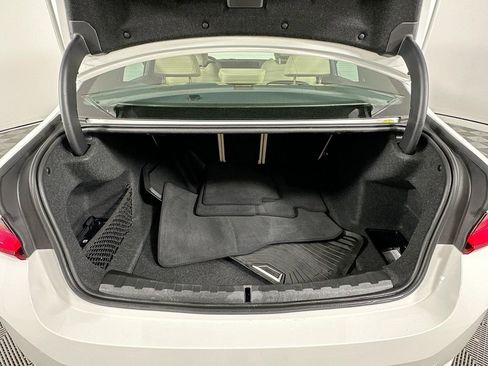 Used 2025 BMW 330i Sedan w/ Convenience Package image 27