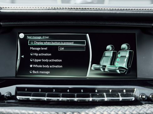 Used 2023 Rolls-Royce Cullinan Black Badge w/ Driver's Package image 77