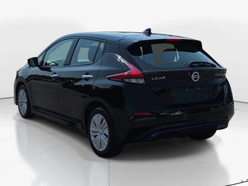 Used 2022 Nissan Leaf S FWD image 8