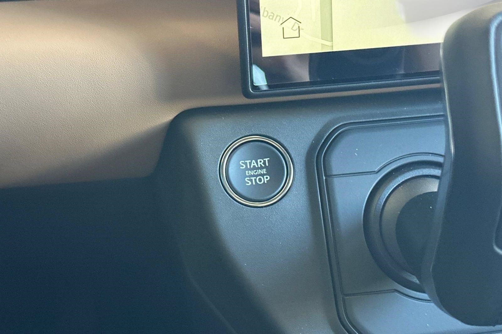 New 2026 Land Rover Defender 110 X-Dynamic SE AWD/4WD image 14