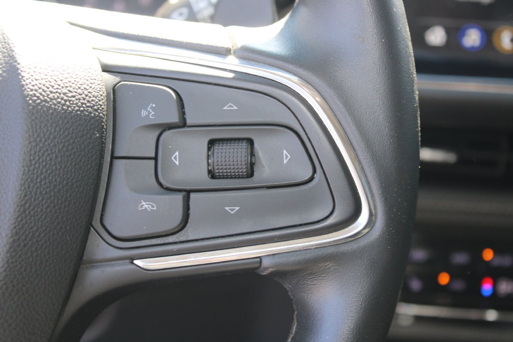 Used 2023 Buick Envision Essence w/ Sport Touring Package FWD image 13
