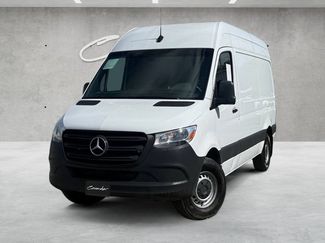 Used 2022 Mercedes-Benz Sprinter 2500 video 1