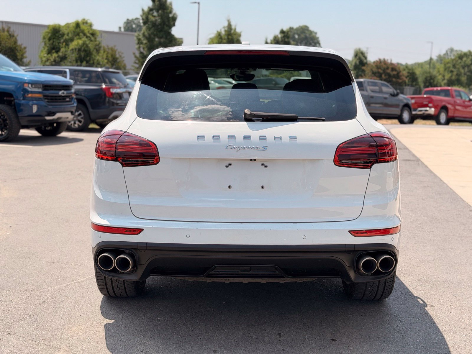 Used 2016 Porsche Cayenne S AWD/4WD image 9