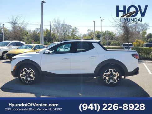 Certified 2022 Hyundai Santa Cruz Limited image 11