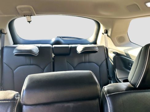 Used 2024 Honda Pilot Elite image 22
