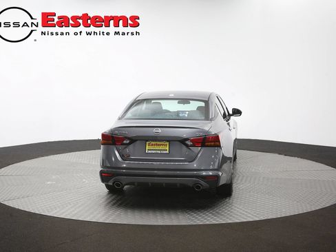 Used 2023 Nissan Altima 2.5 SV w/ SV Premium Package FWD image 38