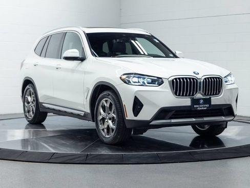 Used 2024 BMW X3 xDrive30i w/ Premium Package w/ZPA AWD/4WD image 4