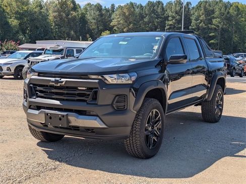 New 2025 Chevrolet Colorado Trail Boss w/ Midnight Edition image 5