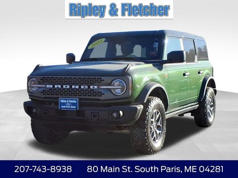 Used 2025 Ford Bronco Badlands AWD/4WD image 1