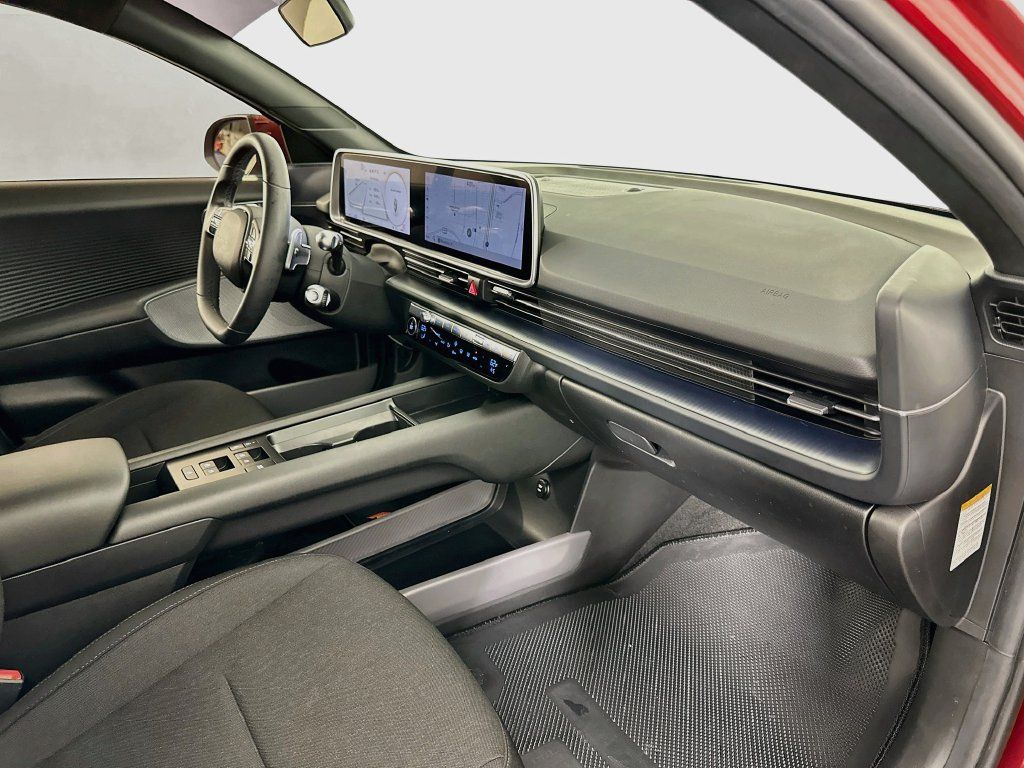 Used 2023 Hyundai Ioniq 6 SE RWD image 27