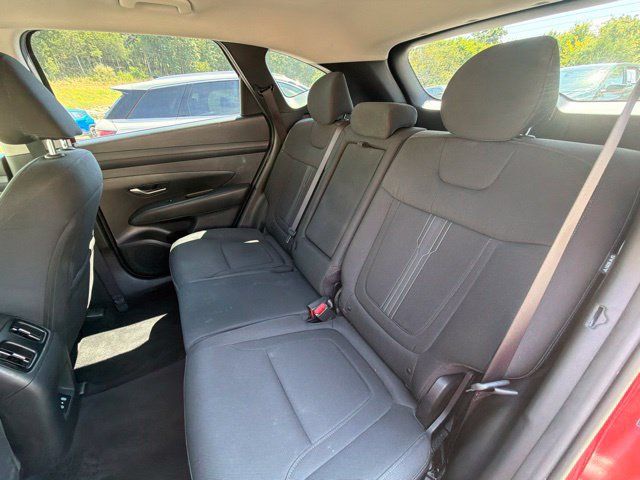 Used 2025 Hyundai Tucson SEL AWD/4WD image 16
