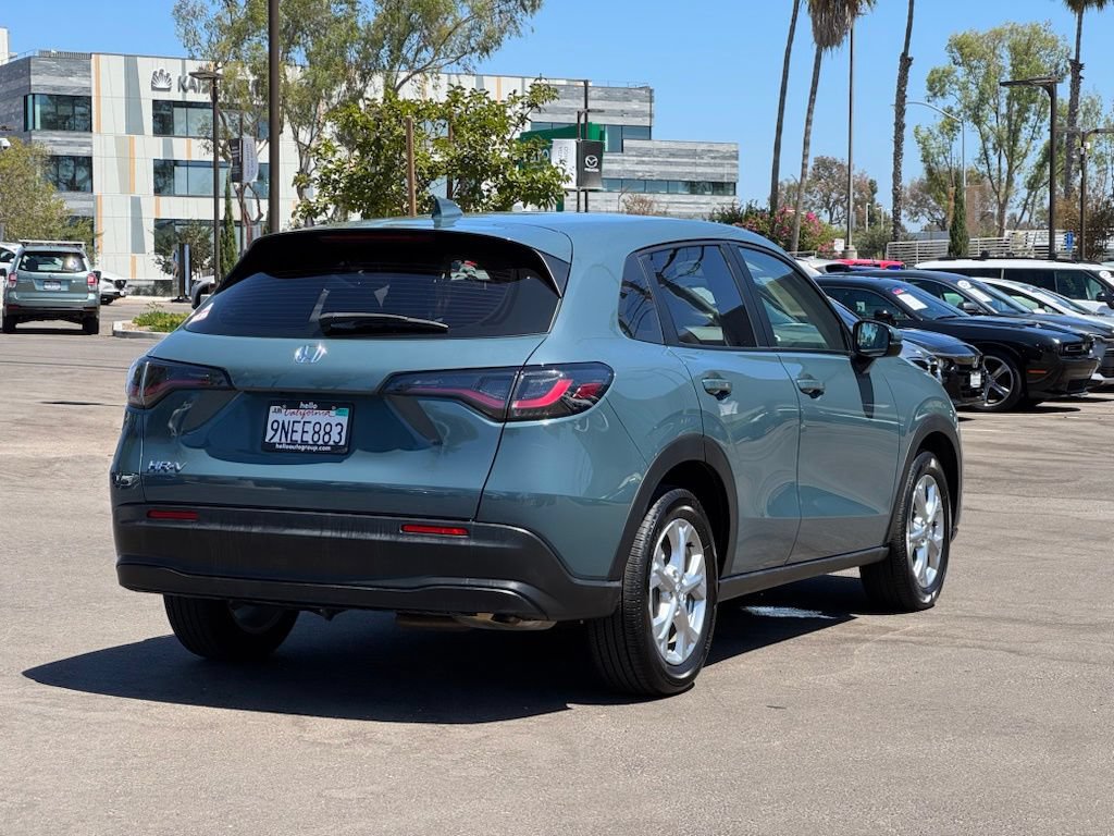 Used 2025 Honda HR-V LX image 32