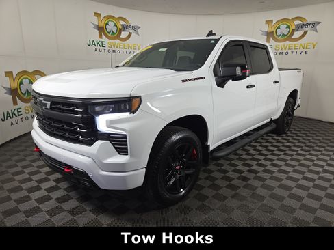 Used 2025 Chevrolet Silverado 1500 RST w/ Redline Edition AWD/4WD image 4