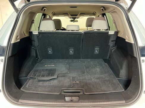 Used 2025 Nissan Rogue SV AWD/4WD image 22
