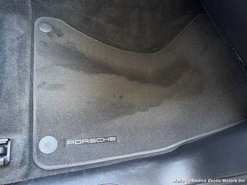 Used 2021 Porsche Macan image 58