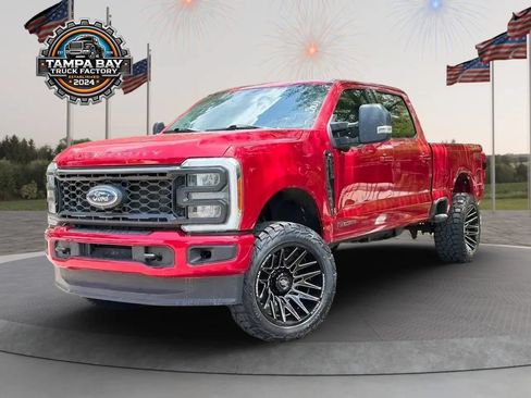 Used 2023 Ford F250 XLT w/ XLT Premium Package AWD/4WD image 3