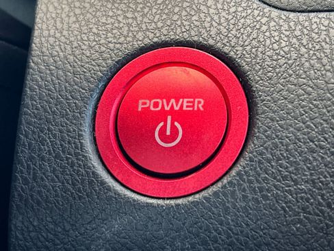 Used 2025 Toyota Camry LE FWD image 22