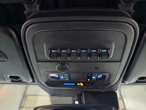 Used 2024 Ford Bronco Badlands AWD/4WD image 41