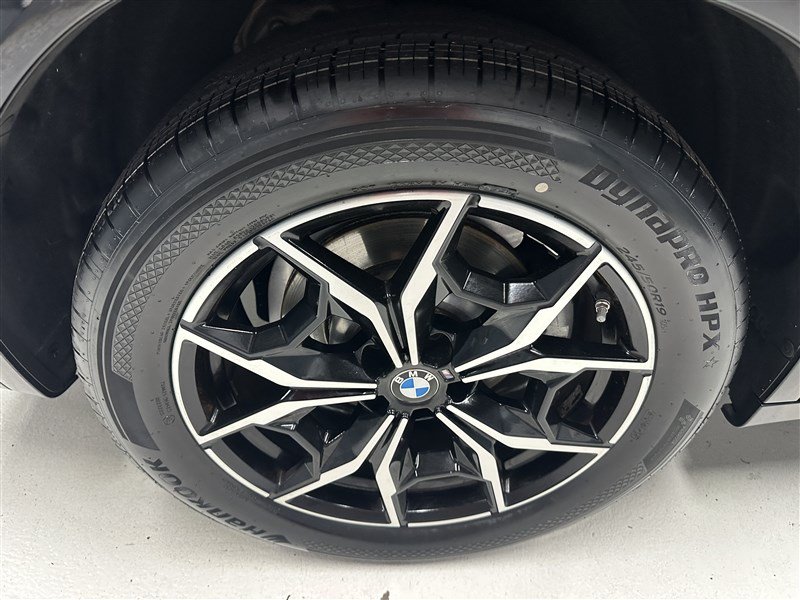Used 2022 BMW X3 xDrive30i w/ M Sport Package 2 AWD/4WD image 14