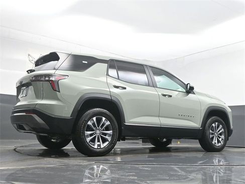 New 2026 Chevrolet Equinox LT w/ Convenience Package II image 11