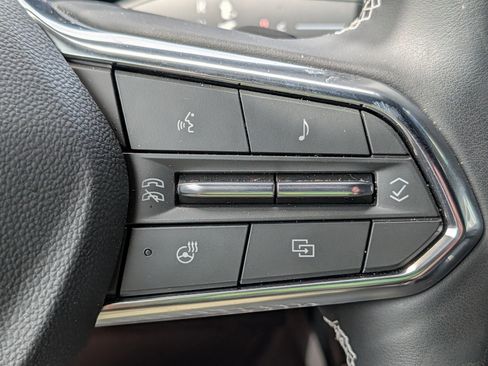 Certified 2025 Chevrolet Traverse Z71 w/ Driver Confidence Package AWD/4WD image 27