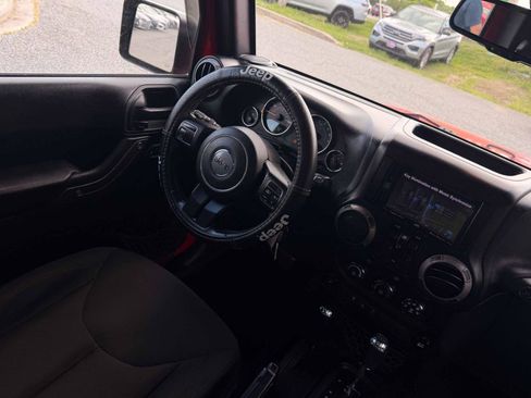 Used 2016 Jeep Wrangler Unlimited Sport w/ Quick Order Package 24S AWD/4WD image 16