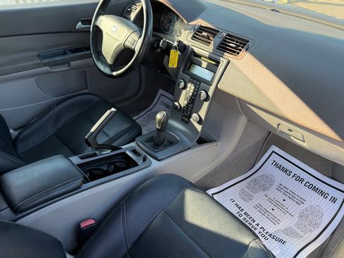 Used 2009 Volvo C30 T5 R-Design image 13