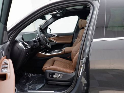 New 2026 BMW X5 xDrive40i w/ Climate Comfort Package AWD/4WD image 5