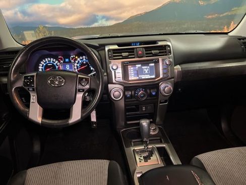 Used 2018 Toyota 4Runner SR5 image 67