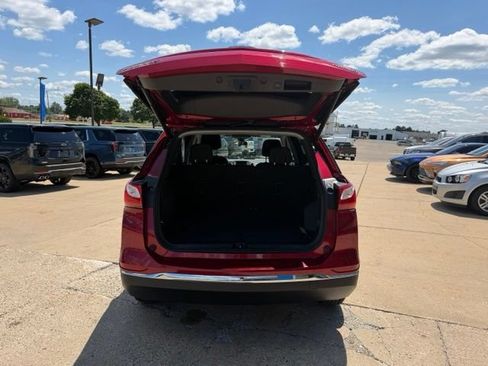 Used 2020 Chevrolet Equinox LT w/ Driver Convenience Package AWD/4WD image 34