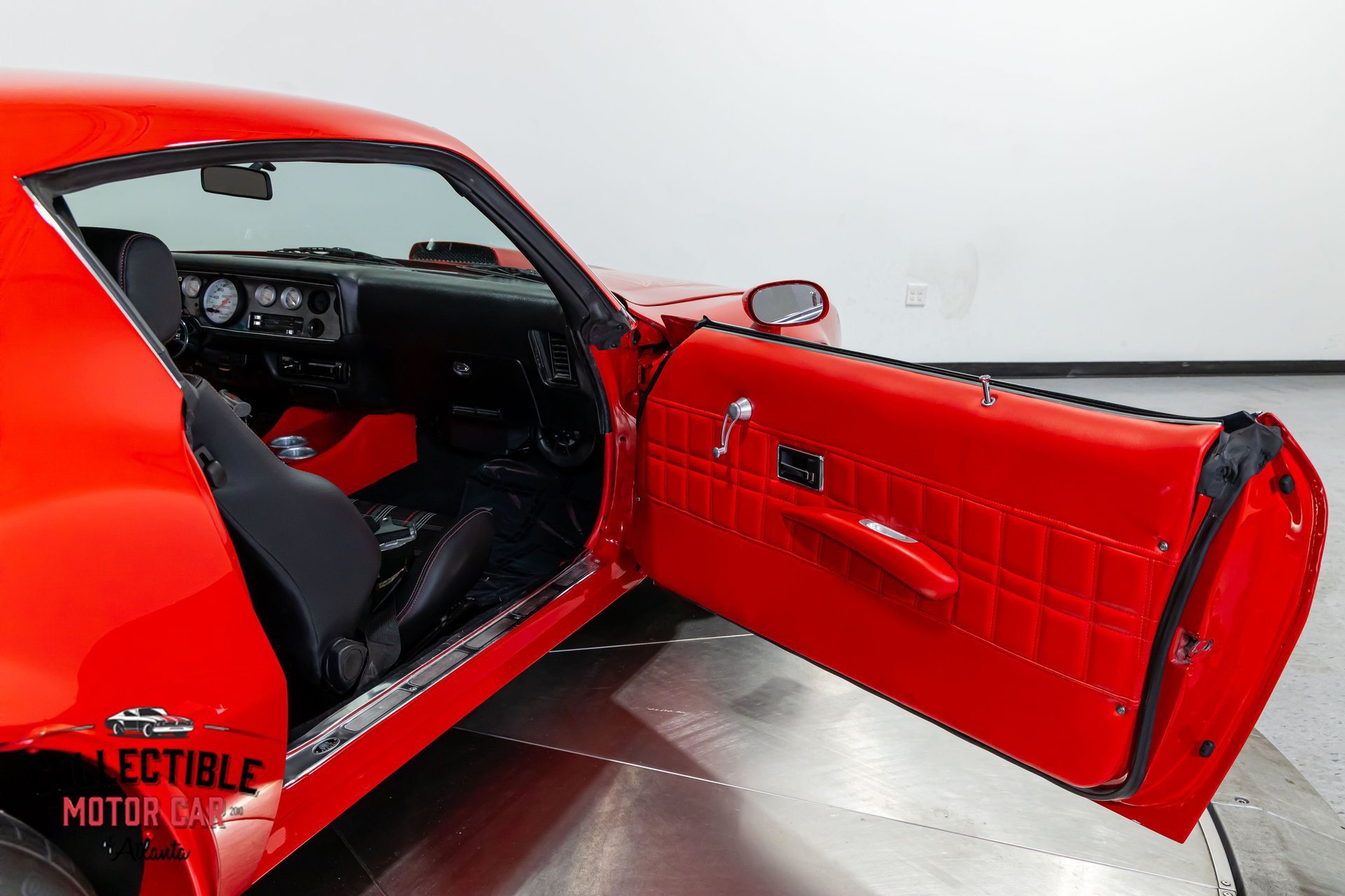 Used 2013 Chevrolet Camaro SS w/ SS Performance Package RWD image 97