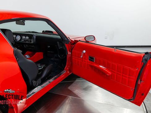 Used 2013 Chevrolet Camaro SS w/ SS Performance Package image 97