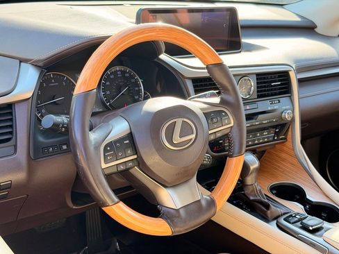 Used 2019 Lexus RX 350L FWD image 23