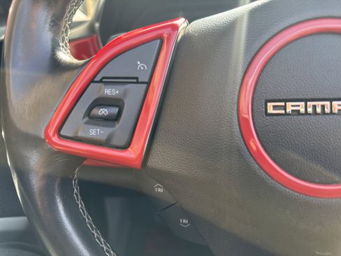 Used 2020 Chevrolet Camaro LT image 21