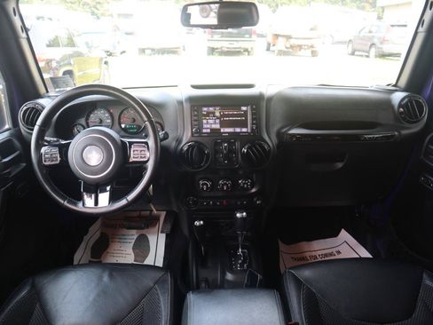 Used 2016 Jeep Wrangler Unlimited Sahara AWD/4WD image 50